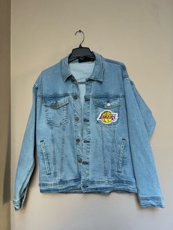 LA Lakers Denim Jean Jacket. Medium. Light Blue. New with tags.