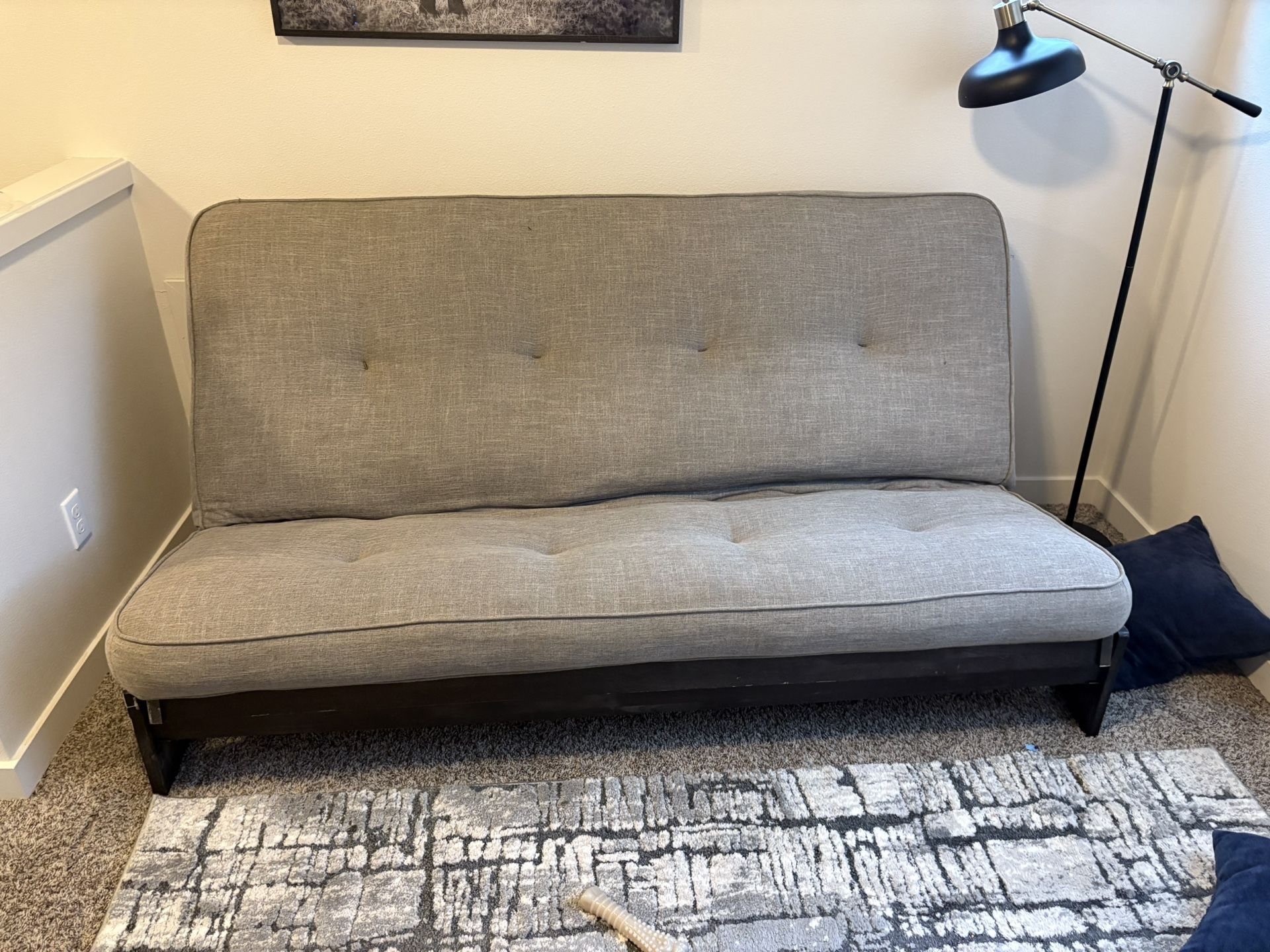 Futon (FREE)
