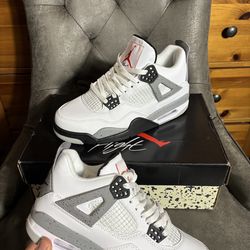 Jordan 4 White Cement Size 7 Men’s Sneakers