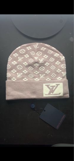 Grey L V beanie