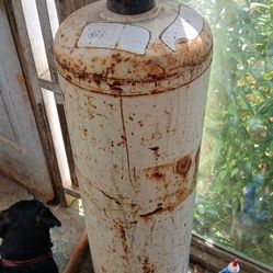 23 Gallon Propane Tank