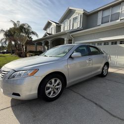 2009 Toyota Camry LE 