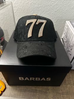 Dandy, 31, Barbas, Gallo Fino Hats