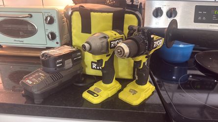 Ryobi 18V Drill and Impact Driver Combo Set