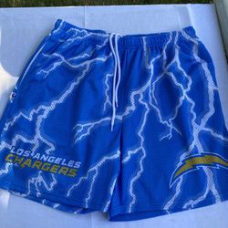 NWOT Los Angeles Chargers Lightning Strike Retro Shorts Men’s XL NFL Football 