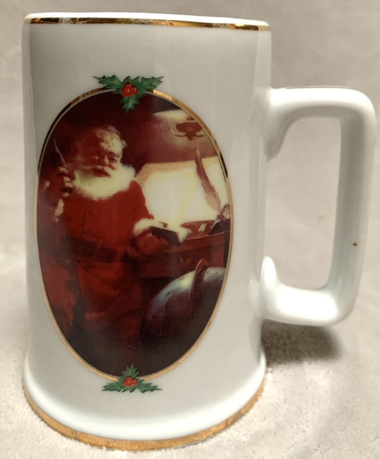 1996 Coca-Cola collector edition porcelain Santa mug with gold trim