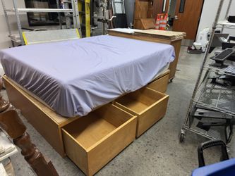Mattress, bedframe headboard