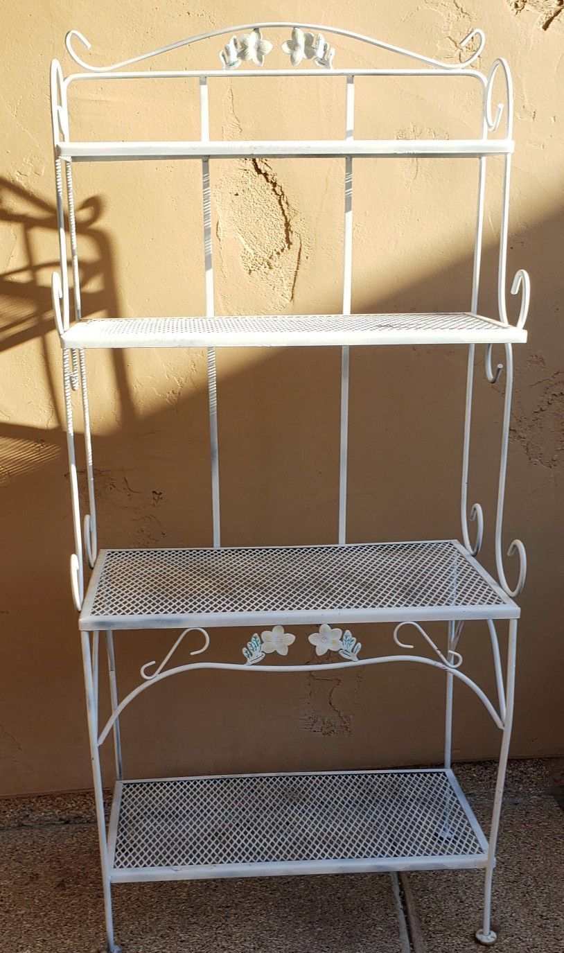 Patio Bakers Rack/Plant Stand