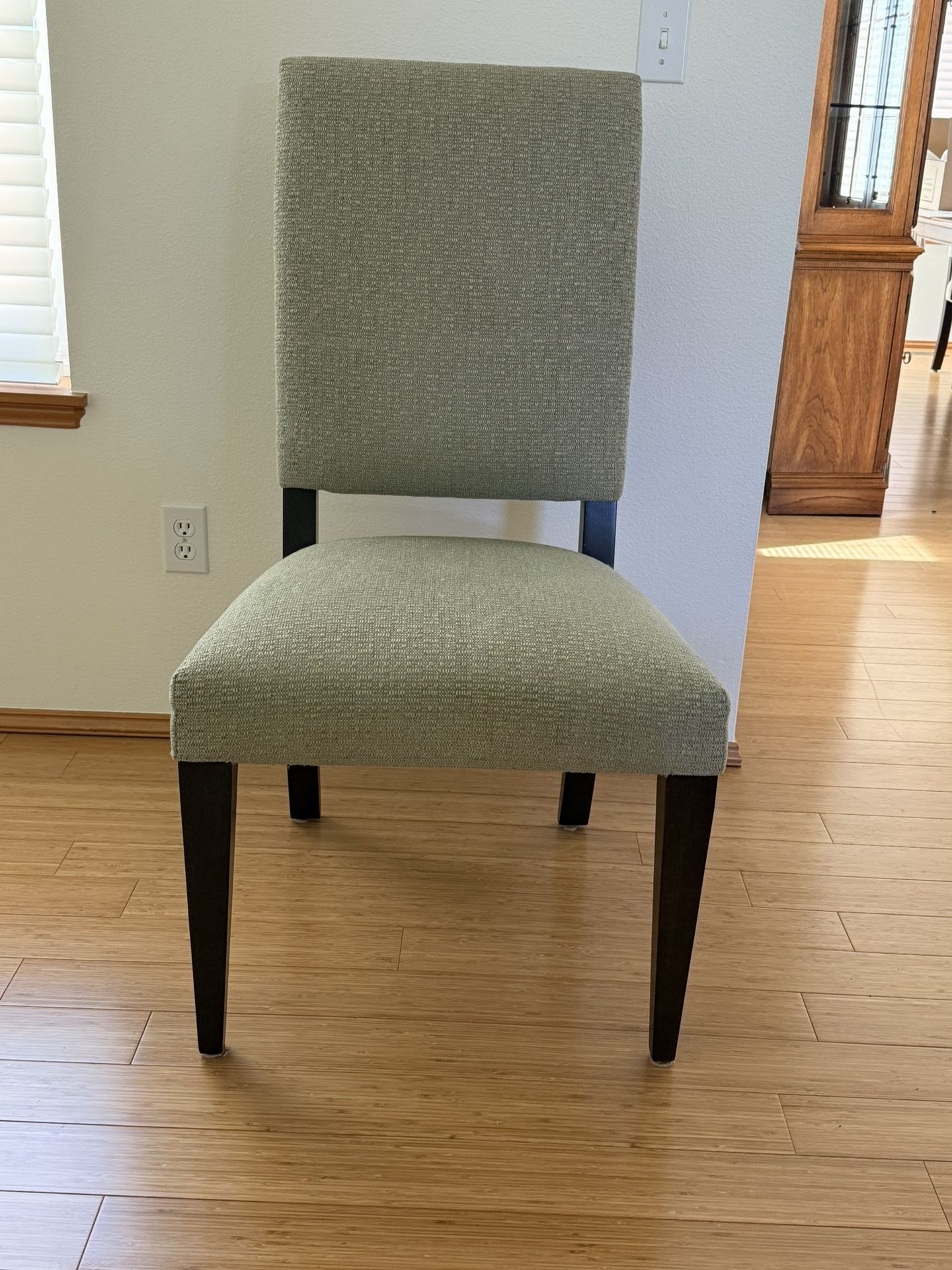 Dinning Table Chairs (6 Available)