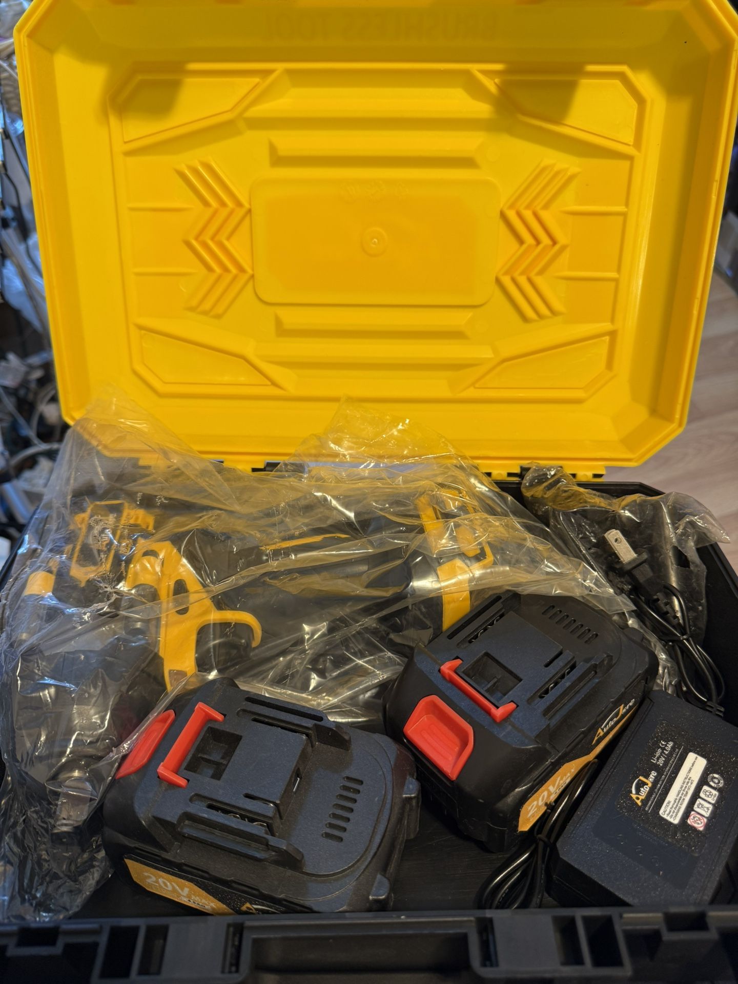 Cordless Impact Wrench 20v New In Box 2 Batteries Socket Set Charger In A Case