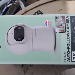 50$ camera new in box