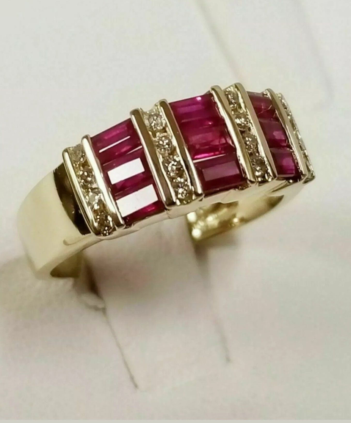 14kt Gold Rubies Diamond ring