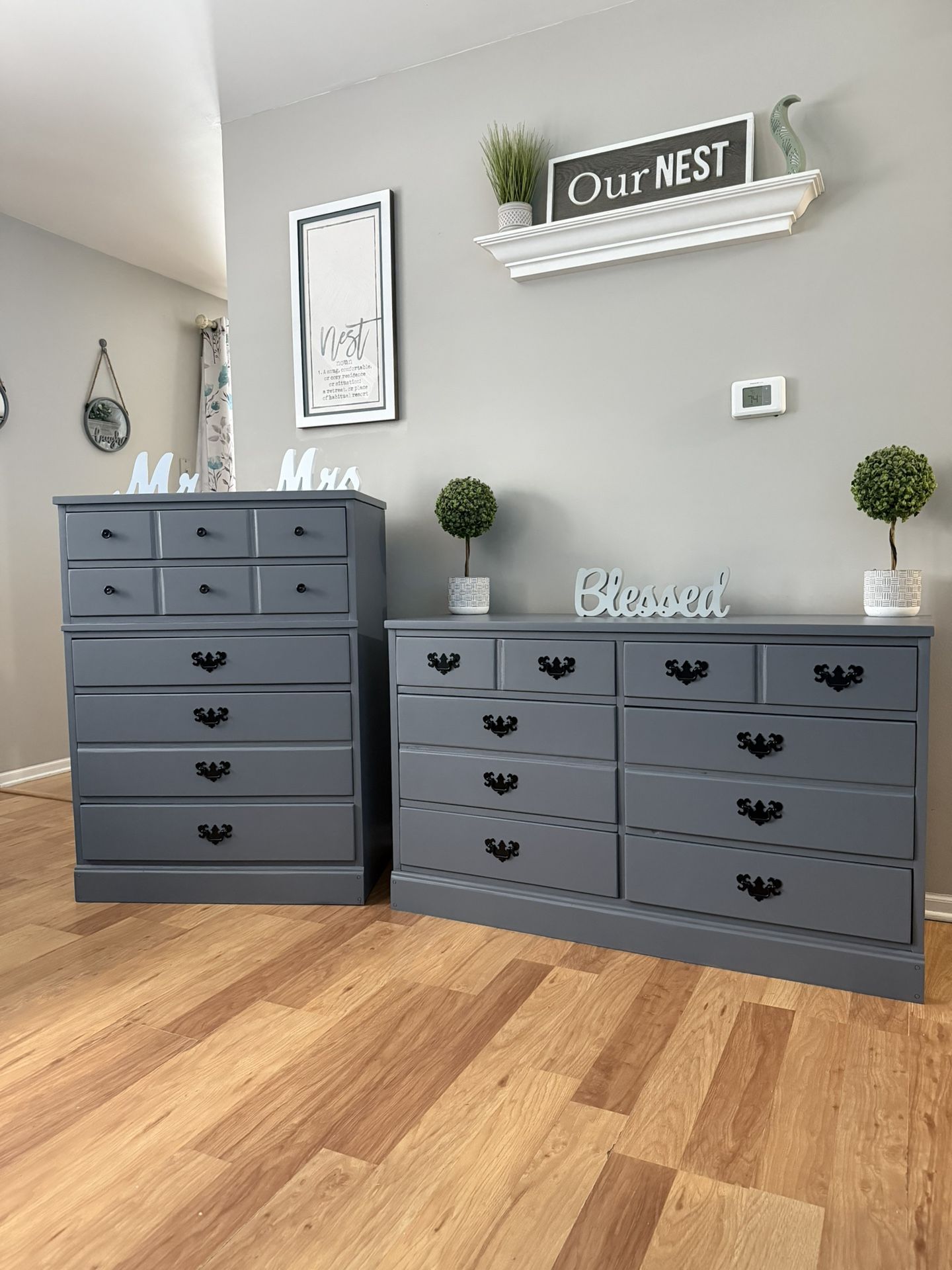 ✨🩶🩶Beautiful Solid Dresser Set Of 2🩶🩶✨