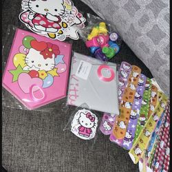 New Hello Kitty Birthday Kit Set $10