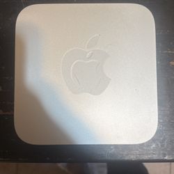 Mac Mini (M1, 2020)