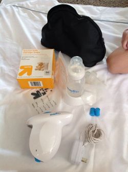 Even flip single electric pump w/storage bags