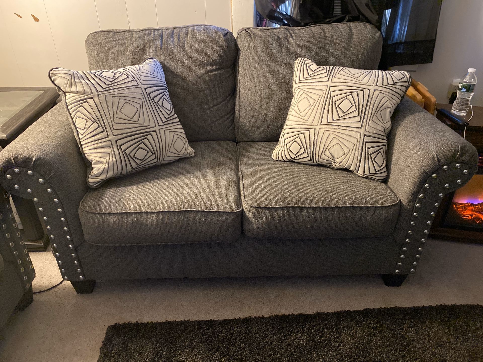 Couch set