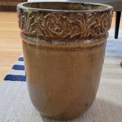 Glazed Ceramic Planter With Soil