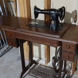 1950's Singer Sewing Machine