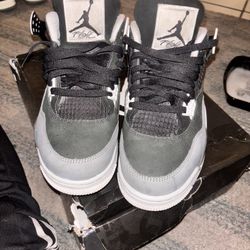 Jordan 4s Fear Retro
