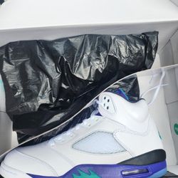 Air Jordan Retro 5 Grape