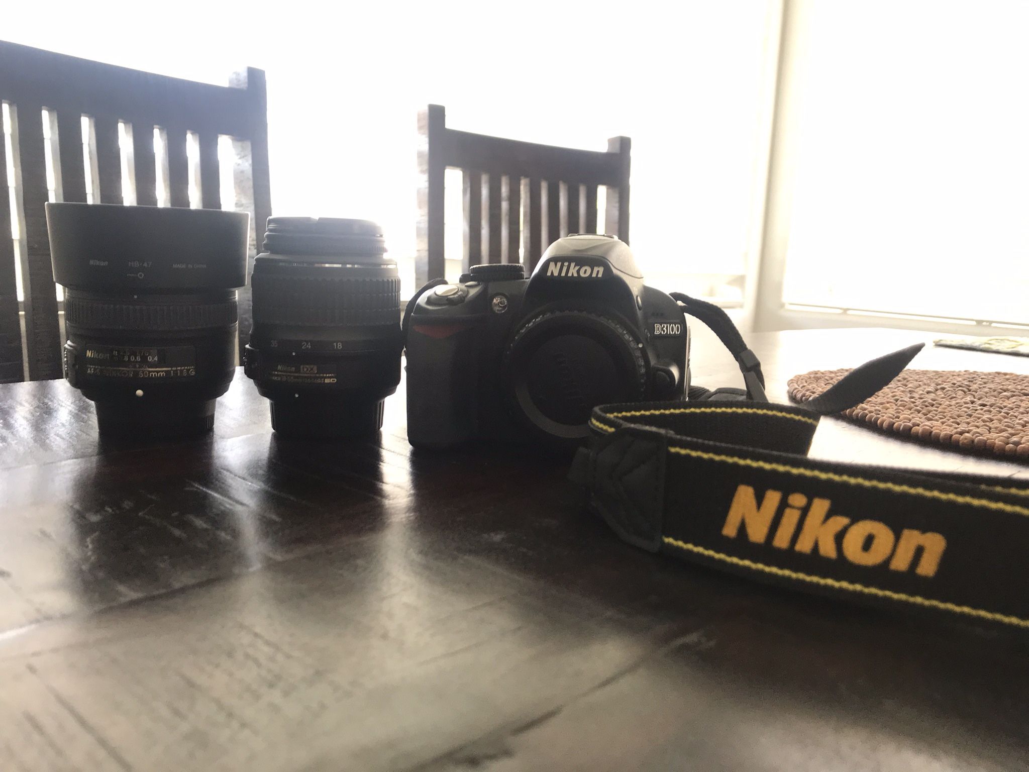Nikon D3100 Starter Kit 