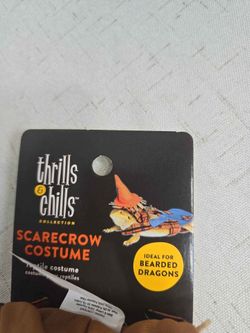 Thrills & Chills Scarecrow Costume for Bearded Dragons