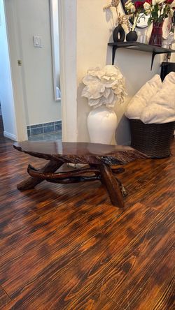 Decorative table