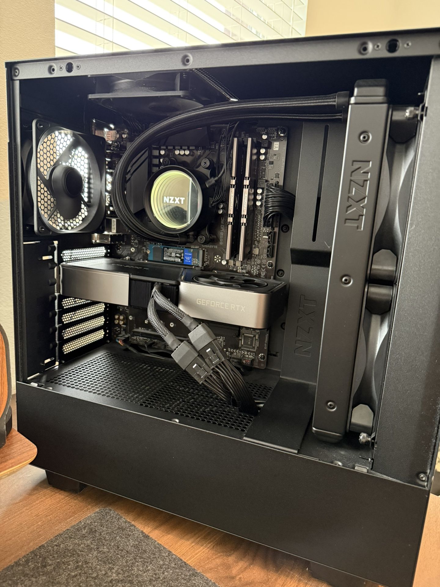 NZXT Streaming Plus PC (2021)