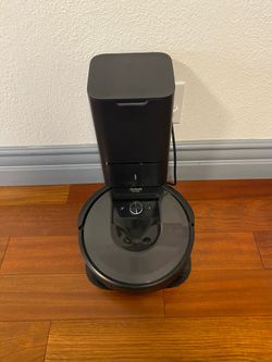 Robot Roomba Vacuum with Automatic Dirt Disposal