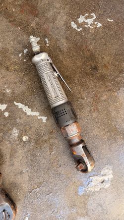 Ingersoll Rand Pro Air Ratchet Wrench (Smooth Ergonomic Handle)