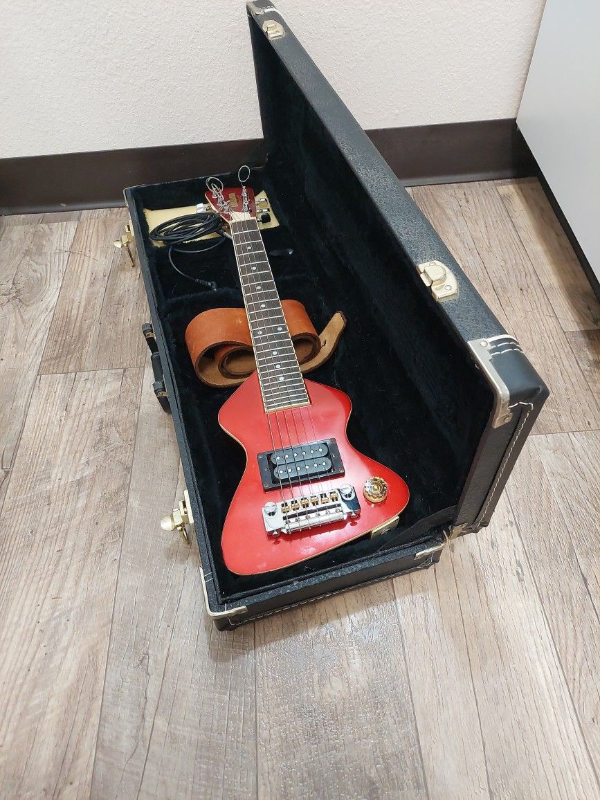 Erlewine Guitars Chiquita Travel Electric Guitar
1980's