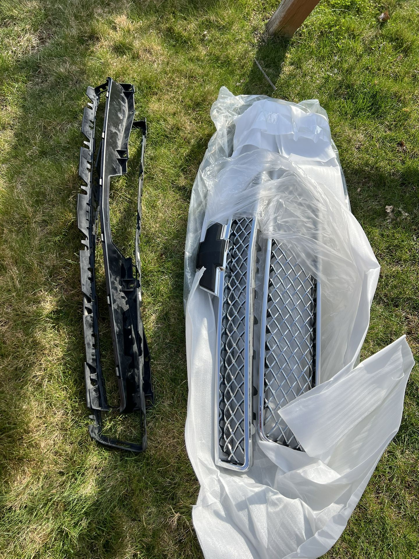 Chevy Tahoe Grill