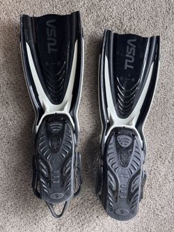 Diving fins, size: adult small like new