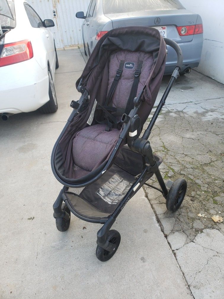 Evenflo Gold Pivot Stroller 