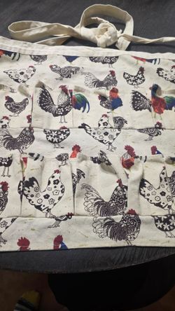Egg holder apron