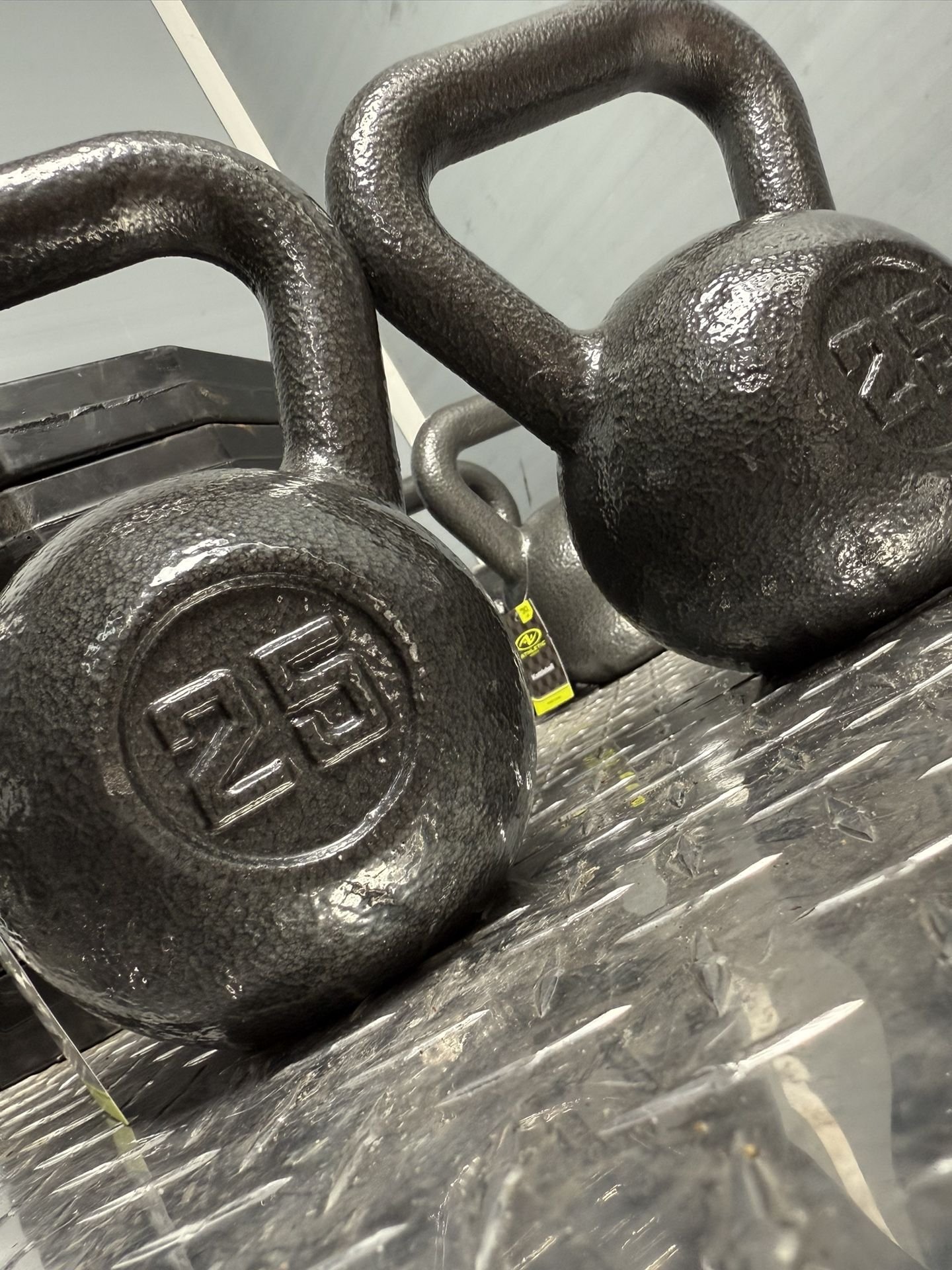 25.lbs X 2 Kettle Bell