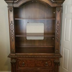 Armoire With 2 Shelves & 2 Drawers