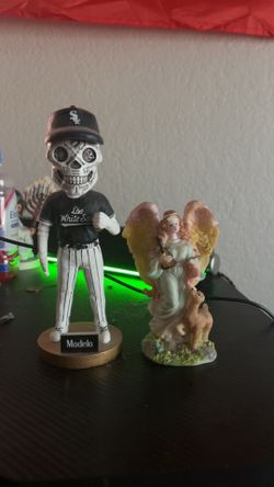 angel & baseball sugar skull bobble head.