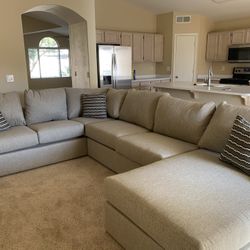 Sectional Couch $600 OBO