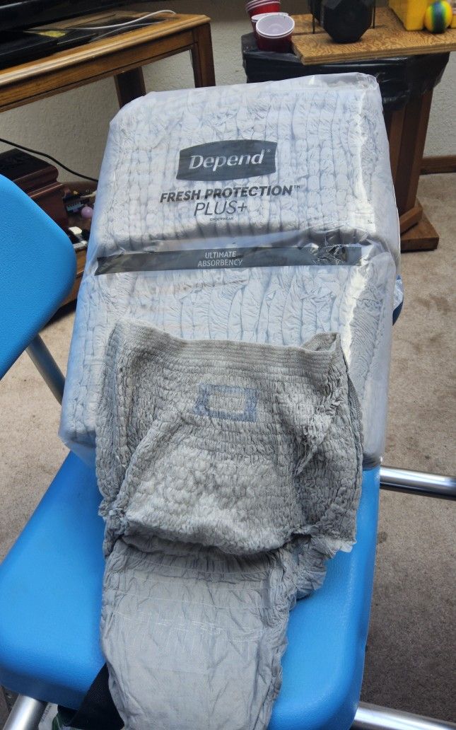 Depends fresh protection plus