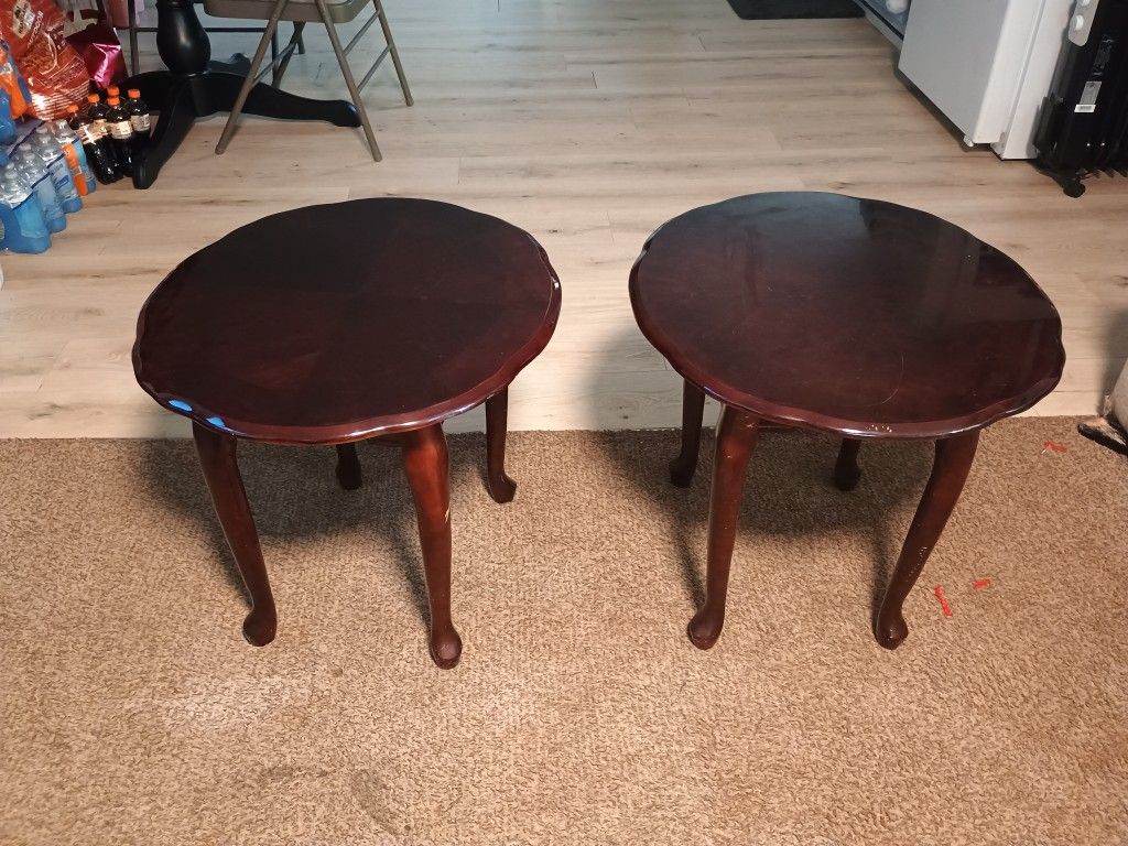 2 End Tables