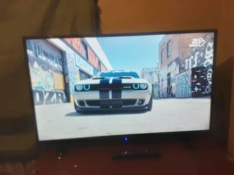 A Westinghouse old working smart 43-inch 4k tv