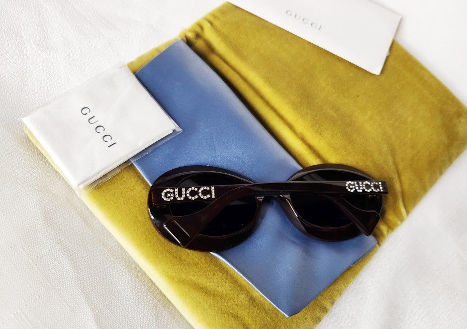 Gucci 100% Authentic GG0618S 54 crystal studded oval acetate  display picture 3
