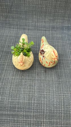 2 Chicken Ceramic Pot W/ Succulent