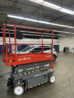 Scissor Lift 