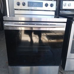 Stove And Refrigerator 