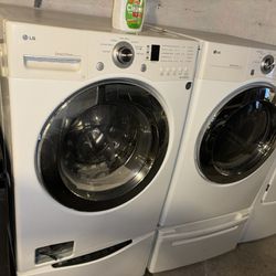 Lg Washer And Dryer Set Good Condition