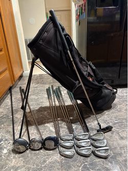 Men’s Complete Beginner Right Handed Golf Club Set with Taylormade Stand bag & Carrying Strap