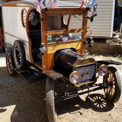 1913 Model T ford